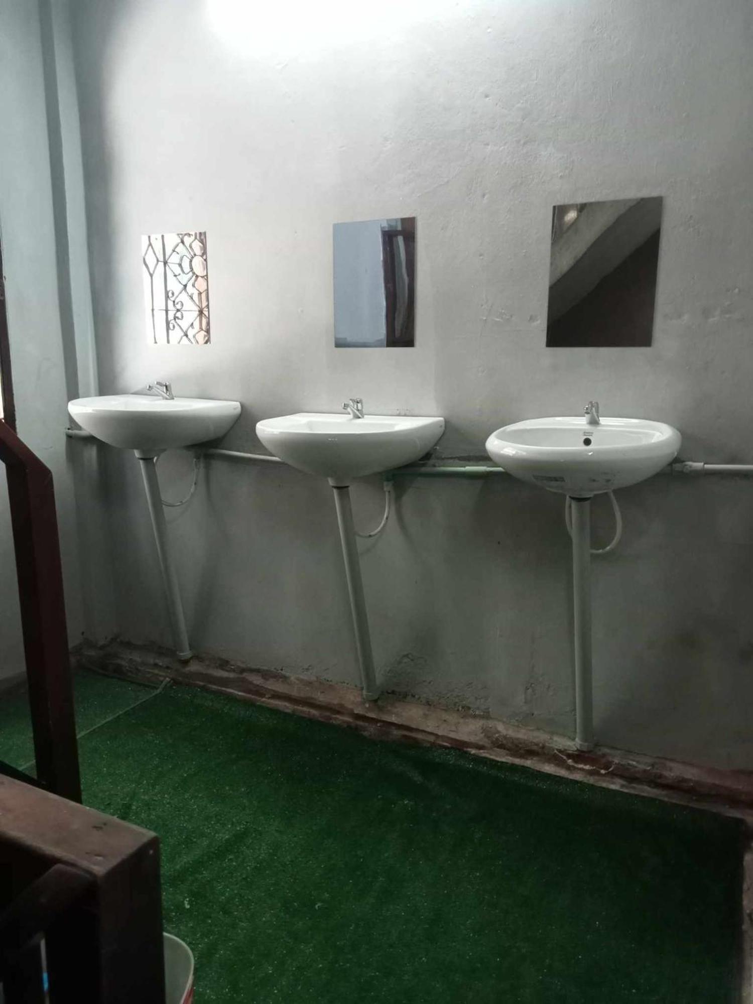 Bang Lumphu House&Bistro Apartment Bangkok Ngoại thất bức ảnh